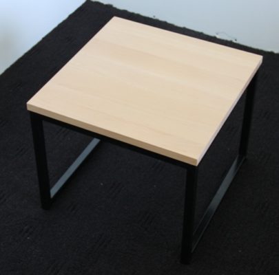 Remplacer un plateau de table basse en bois